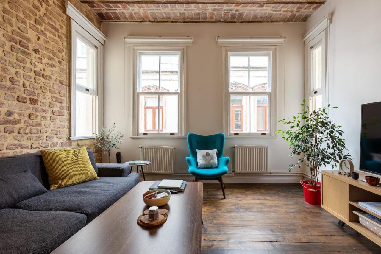 Renovated Apartment At The Heart Of Istanbul With Huge Terrace Exterior foto